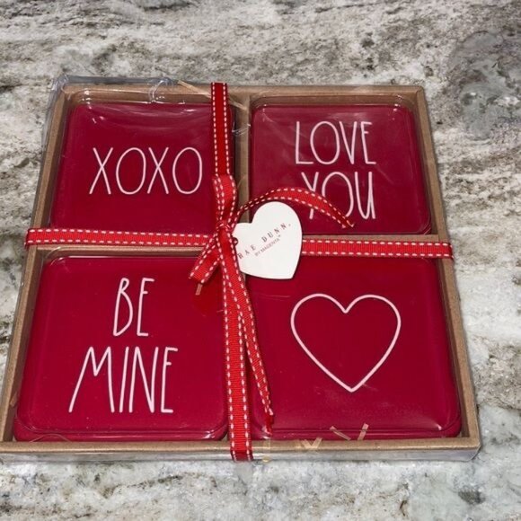 Rae Dunn Red Ceramic Set of 4 Square Set - Picture 1 of 7